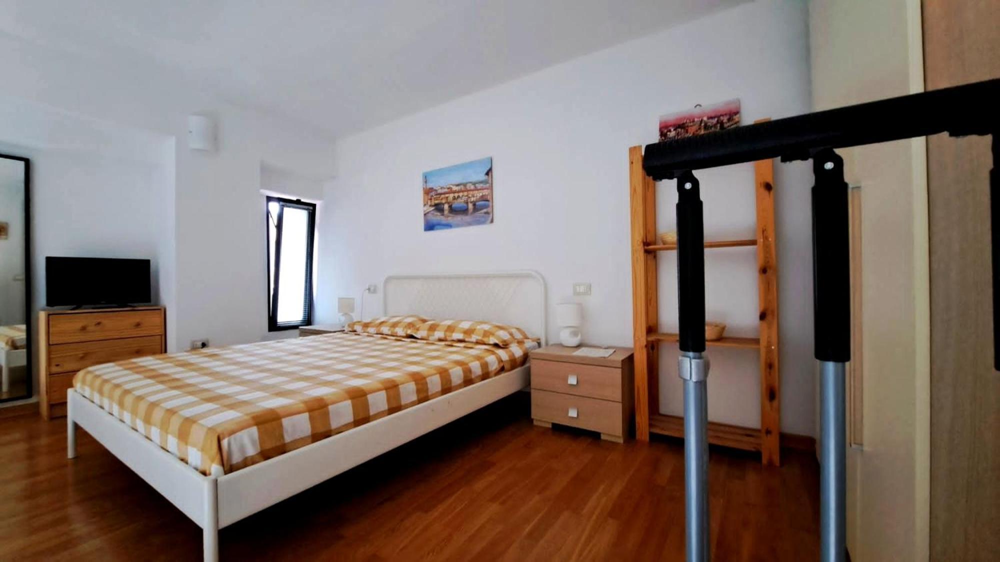 Gemme Fiorentine Apartments In Front Of The Train Station 5 Minutes From The Centre Free Parking フィレンツェ 部屋 写真